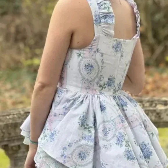 Selkie Peony Top La Belle Etoile